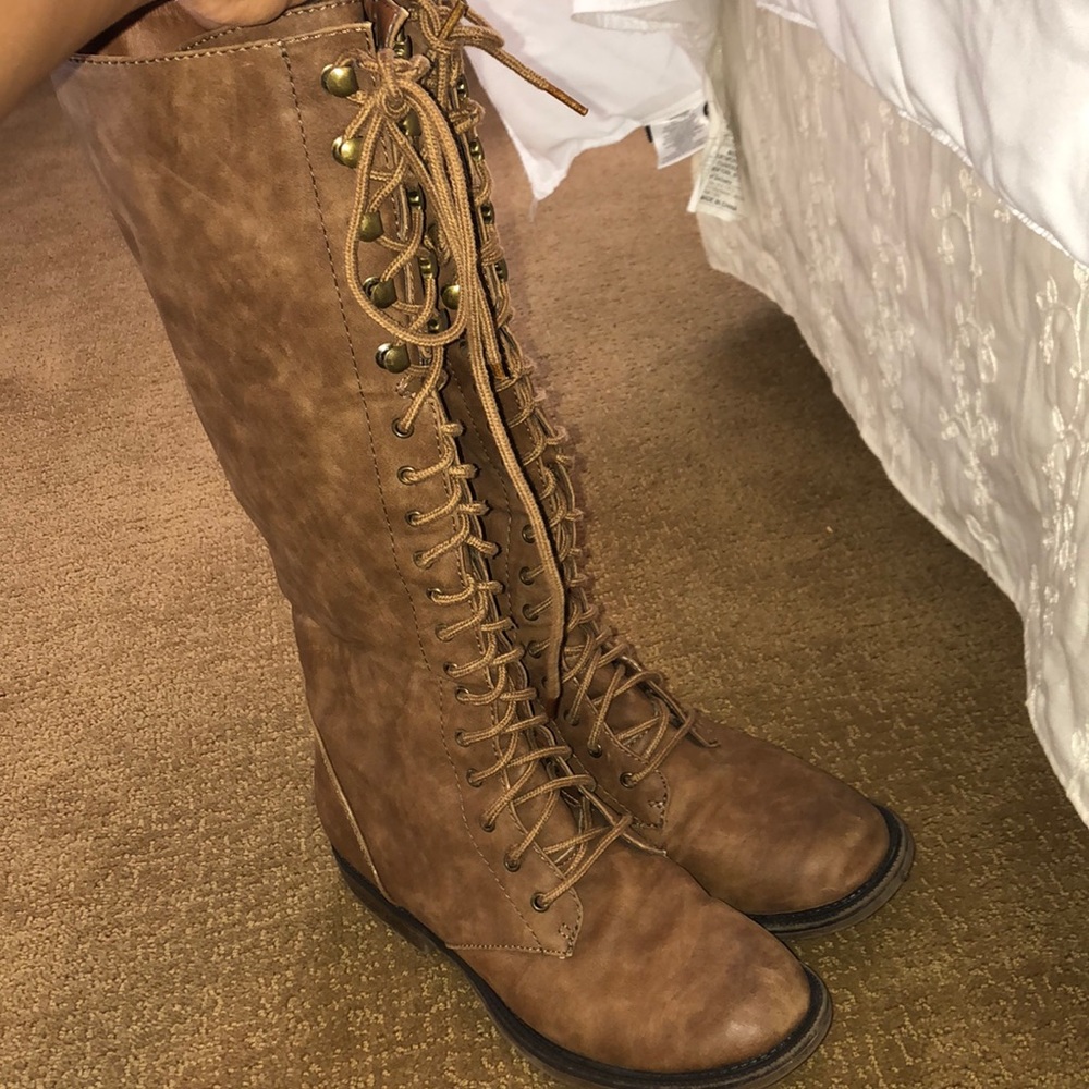 Mossimo Calf Brown Lace Up Boots